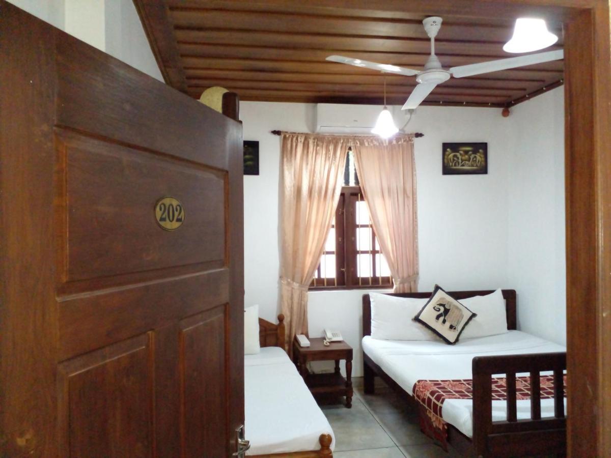 Muduna Walawwa Resort Канди Экстерьер фото